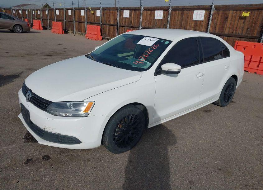 Photo 2 of 2012 Volkswagen Jetta 2.5L SE (VIN 3VWBP7AJ3CM454536)