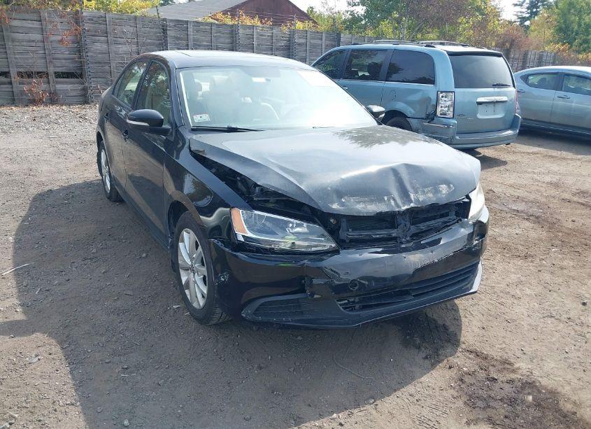 2012 Volkswagen Jetta 2.5L SE (VIN 3VWBP7AJ4CM319985) main photo