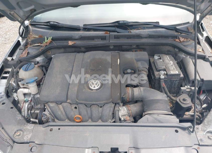 Photo 10 of 2012 Volkswagen Jetta 2.5L SE (VIN 3VWBP7AJ6CM076891)