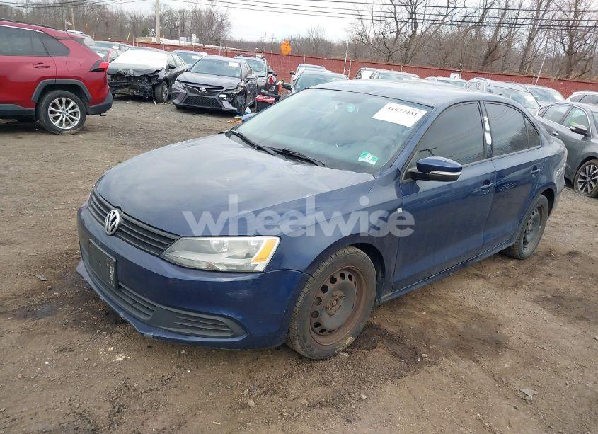 Photo 2 of 2012 Volkswagen Jetta 2.5L SE (VIN 3VWBP7AJ7CM041809)