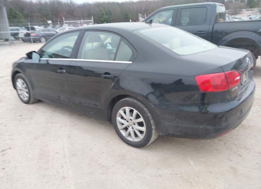 Photo 3 of 2013 Volkswagen Jetta 2.5L SE (VIN 3VWBP7AJ7DM445128)