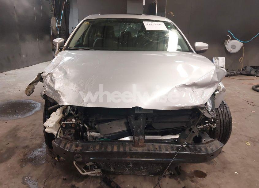 Photo 13 of 2012 Volkswagen Jetta 2.5L SE (VIN 3VWBP7AJ9CM342419)