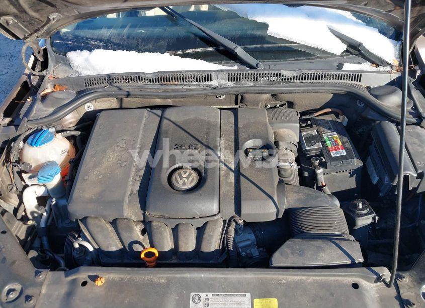 Photo 10 of 2012 Volkswagen Jetta 2.5L SE (VIN 3VWBP7AJXCM002972)