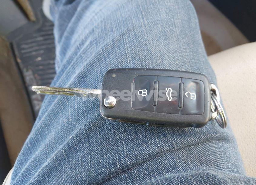 Photo 11 of 2012 Volkswagen Jetta 2.5L SE (VIN 3VWBP7AJXCM002972)