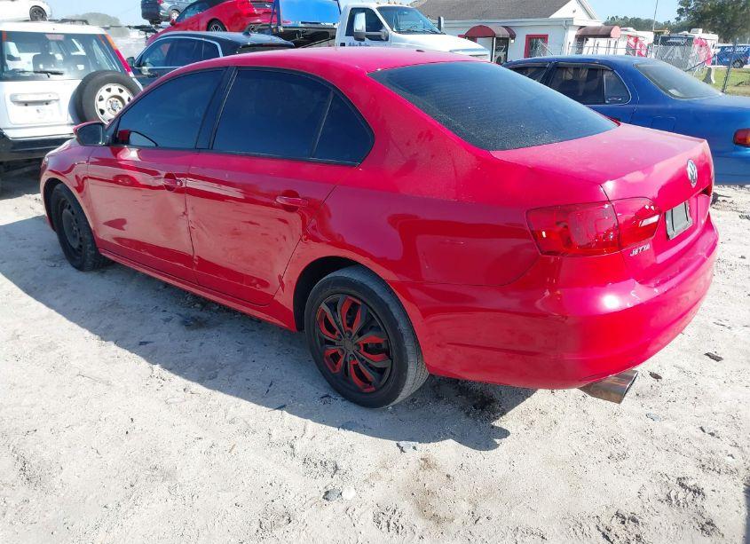 Photo 3 of 2011 Volkswagen Jetta 2.5L SE (VIN 3VWBX7AJ2BM099762)