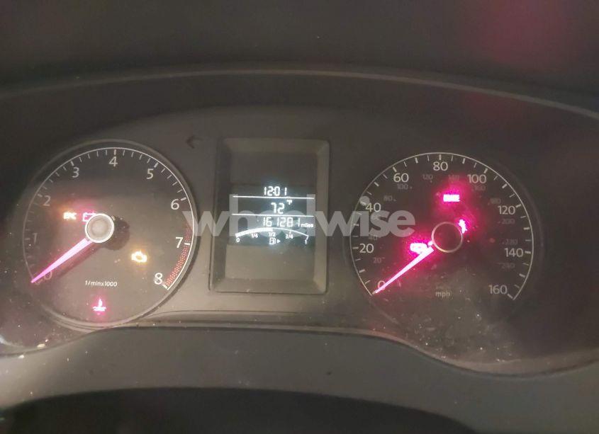 Photo 7 of 2011 Volkswagen Jetta 2.5L SE (VIN 3VWBX7AJ6BM006435)