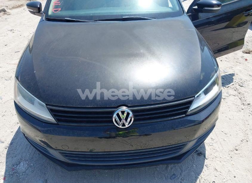 Photo 6 of 2012 Volkswagen Jetta 2.5L SE (VIN 3VWBX7AJ7CM028283)