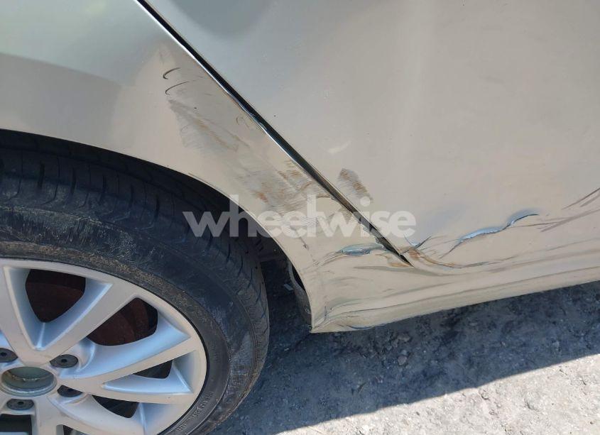 Photo 12 of 2011 Volkswagen Jetta 2.5L SE (VIN 3VWBX7AJ8BM309426)