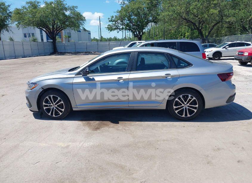 Photo 14 of 2025 Volkswagen Jetta 1.5T SPORT (VIN 3VWBX7BU1SM042655)