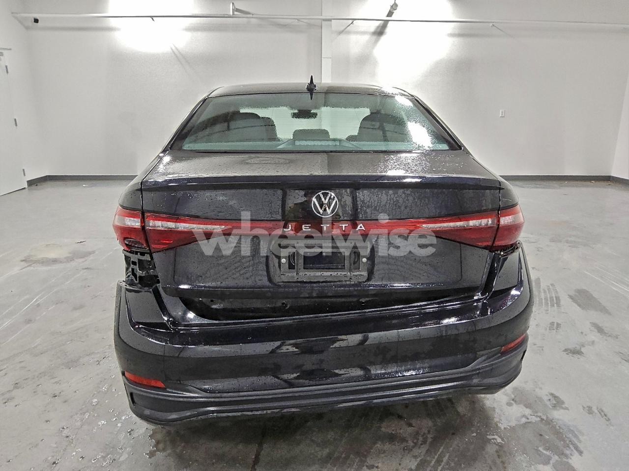 Photo 6 of 2025 VOLKSWAGEN JETTA SPORT (VIN 3VWBX7BU2SM040168)