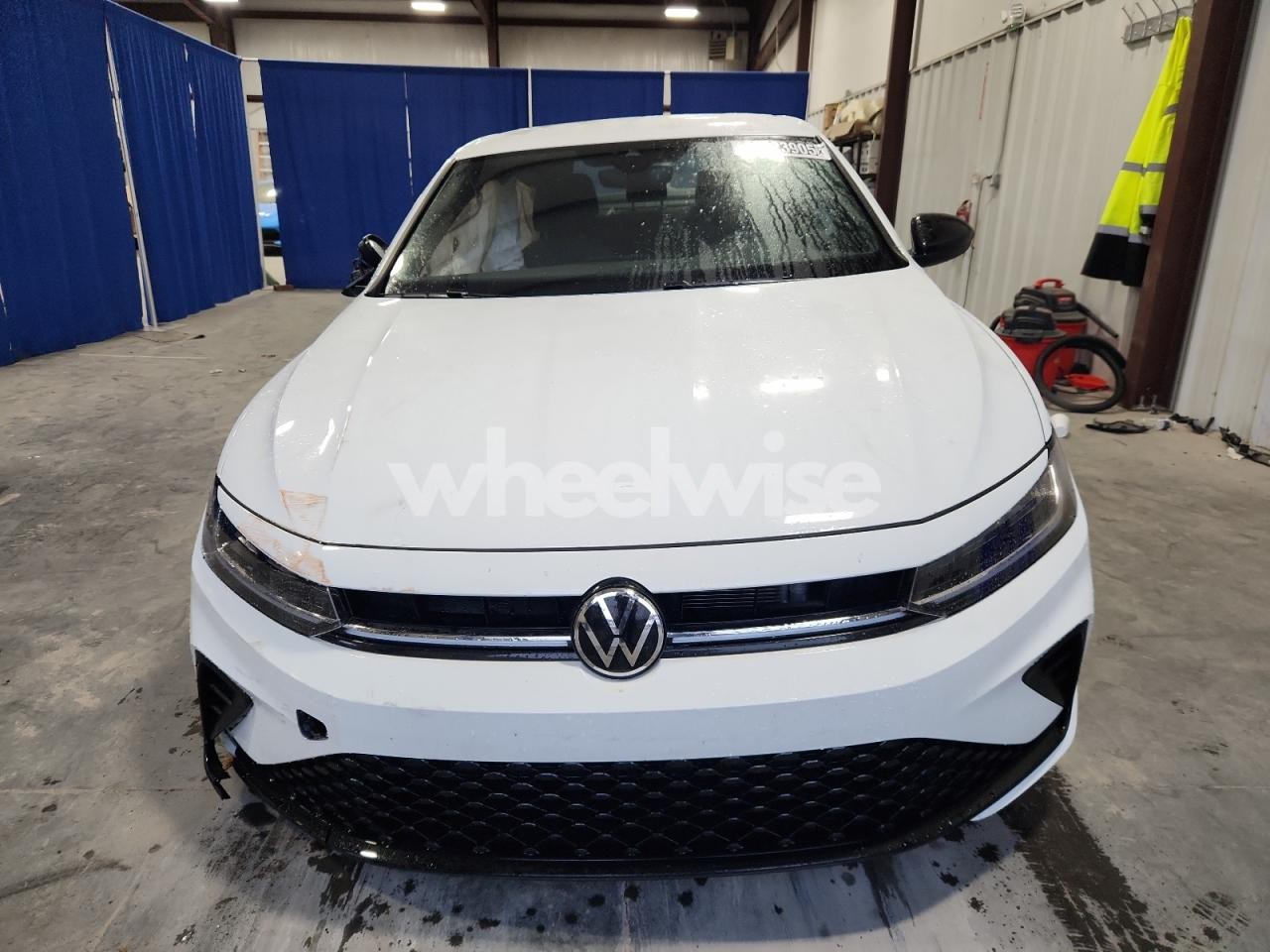 Photo 5 of 2025 VOLKSWAGEN JETTA SPORT (VIN 3VWBX7BU2SM083148)