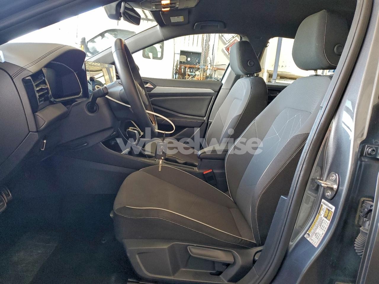 2025 VOLKSWAGEN JETTA SPORT