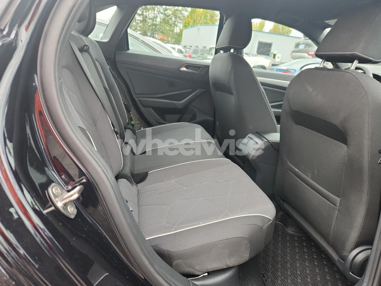 Photo 10 of 2025 VOLKSWAGEN JETTA SPORT (VIN 3VWBX7BU5SM073777)