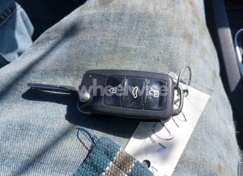 Photo 11 of 2011 Volkswagen Jetta 2.5L SE (VIN 3VWBZ7AJ1BM027204)