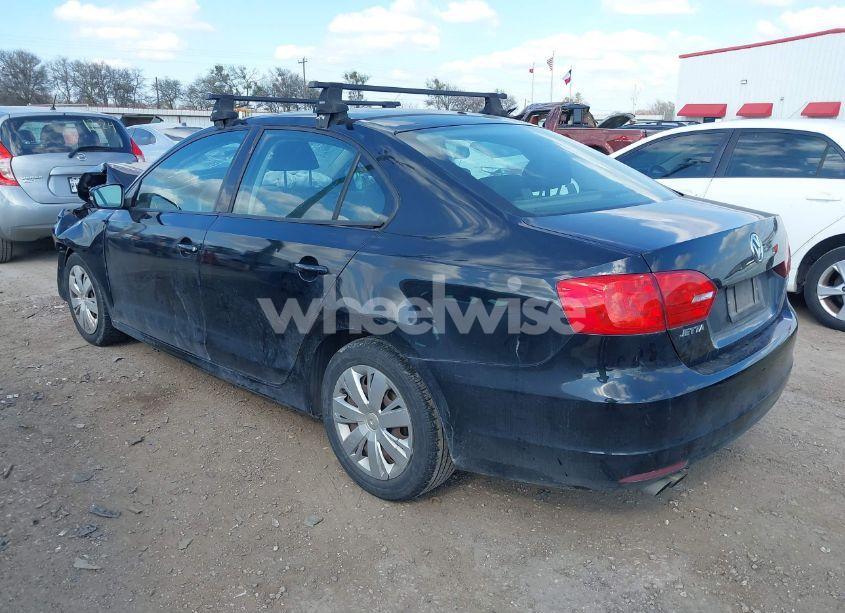 Photo 3 of 2011 Volkswagen Jetta 2.5L SE (VIN 3VWBZ7AJ5BM351210)