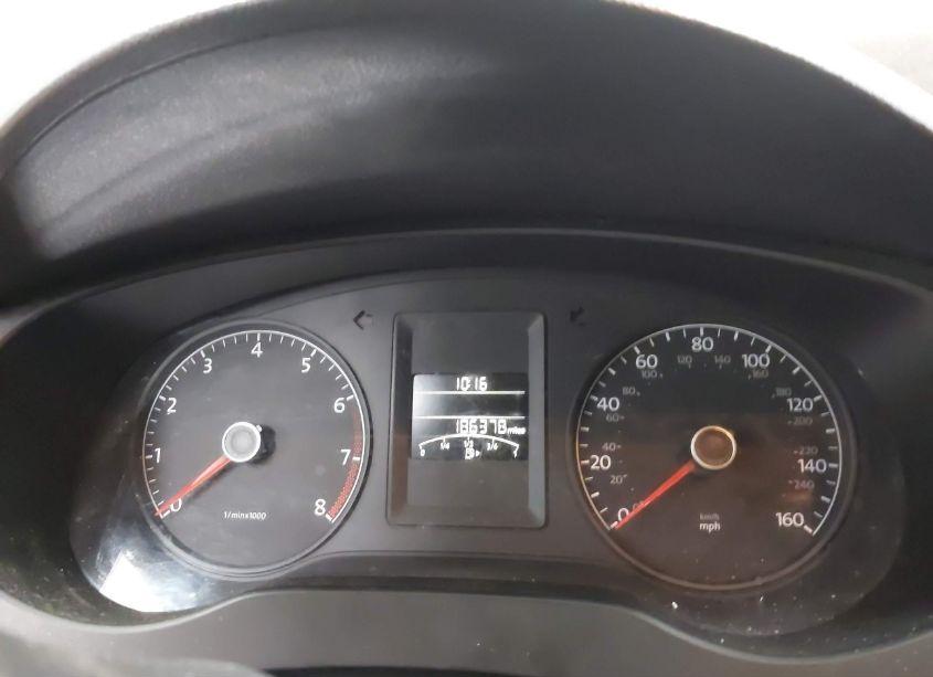 Photo 7 of 2011 Volkswagen Jetta 2.5L SE (VIN 3VWBZ7AJ6BM024055)