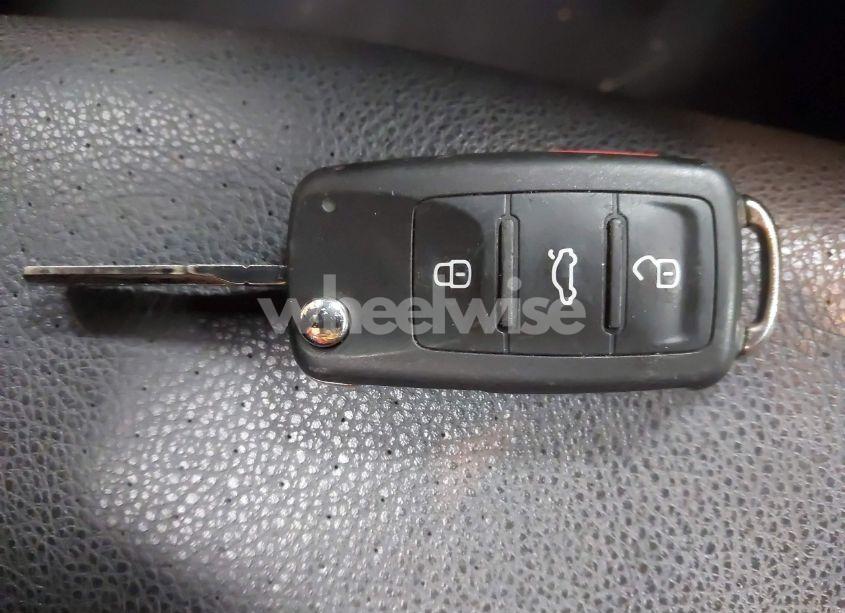 Photo 11 of 2011 Volkswagen Jetta 2.5L SE (VIN 3VWBZ7AJ7BM364928)