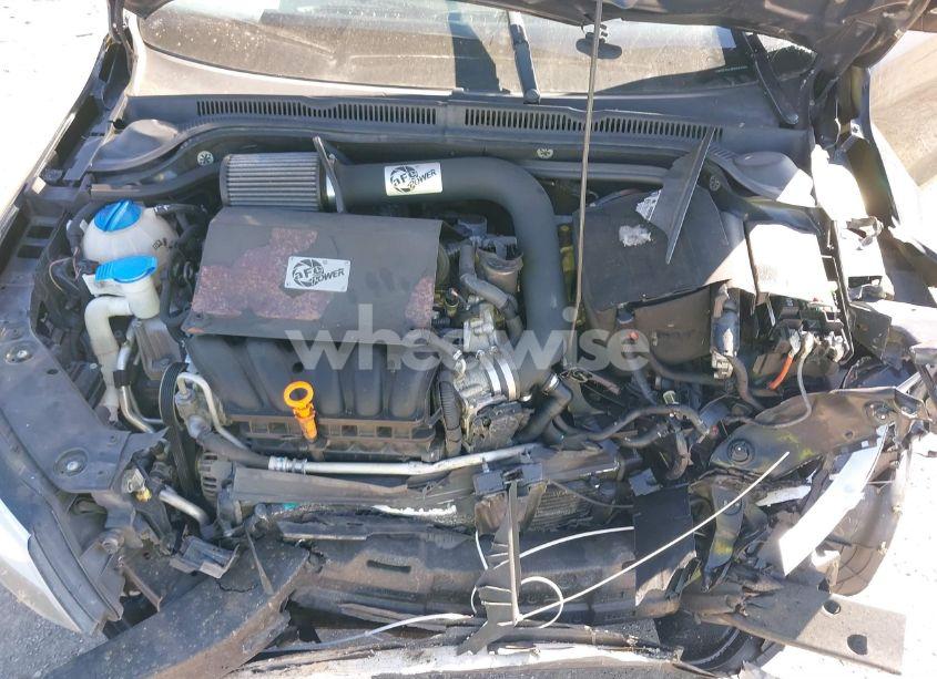 Photo 10 of 2011 Volkswagen Jetta 2.5L SE (VIN 3VWBZ7AJ9BM084069)