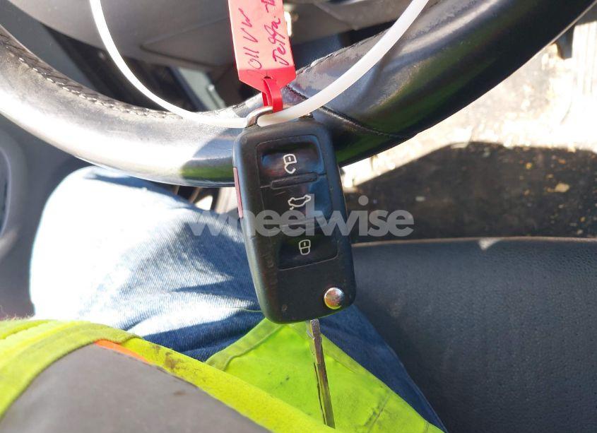 Photo 11 of 2011 Volkswagen Jetta 2.5L SE (VIN 3VWBZ7AJ9BM084069)