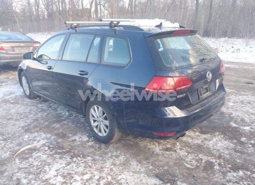 Photo 3 of 2017 Volkswagen Golf SPORTWAGEN TSI S (VIN 3VWC17AU0HM502498)