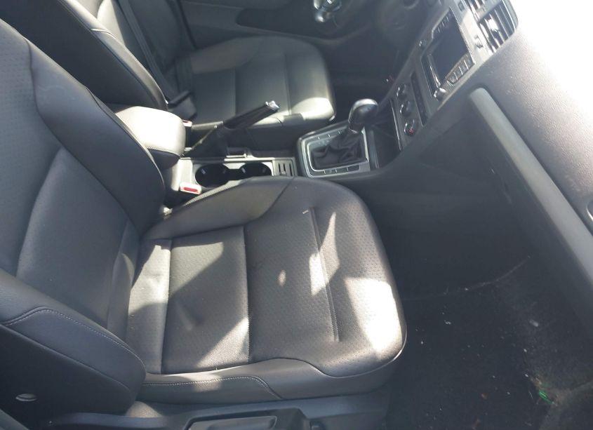 Photo 5 of 2015 Volkswagen Golf SPORTWAGEN TSI SE 4-DOOR (VIN 3VWC17AU1FM505312)