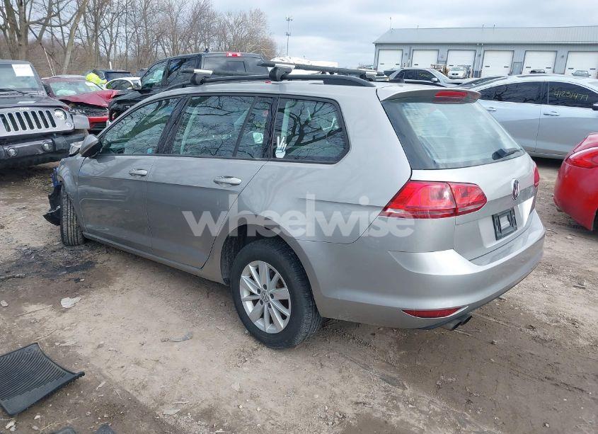 Photo 3 of 2016 Volkswagen Golf SPORTWAGEN TSI S 4-DOOR (VIN 3VWC17AU1GM513198)