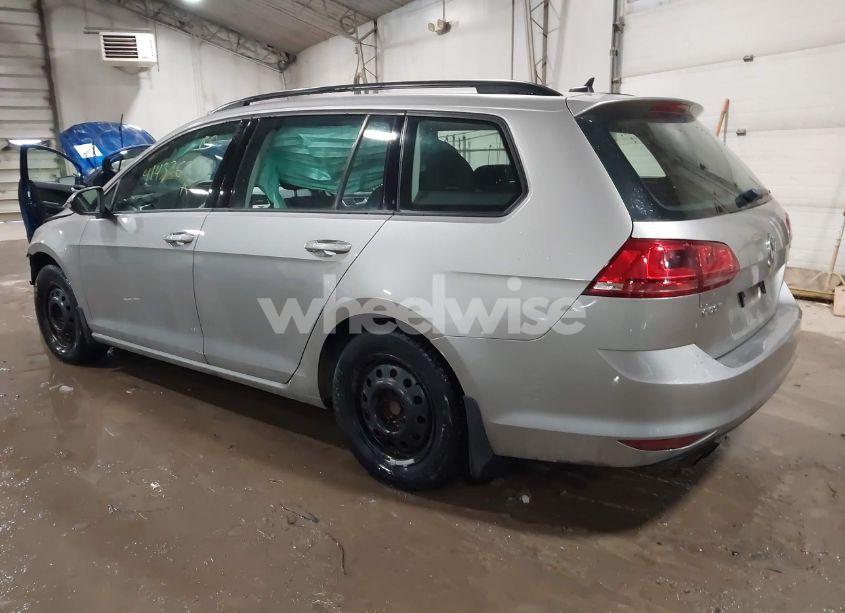 Photo 3 of 2016 Volkswagen Golf SPORTWAGEN TSI S 4-DOOR (VIN 3VWC17AU1GM513489)