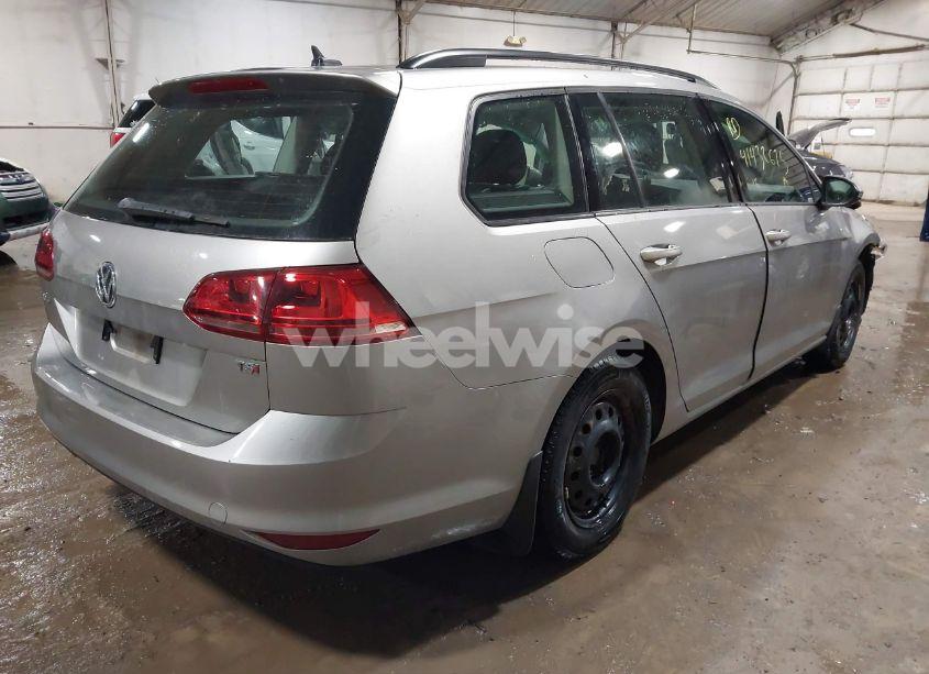 Photo 4 of 2016 Volkswagen Golf SPORTWAGEN TSI S 4-DOOR (VIN 3VWC17AU1GM513489)
