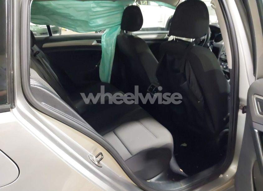 Photo 8 of 2016 Volkswagen Golf SPORTWAGEN TSI S 4-DOOR (VIN 3VWC17AU1GM513489)