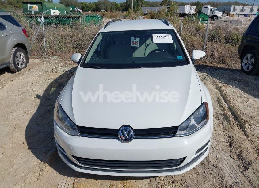 Photo 12 of 2017 Volkswagen Golf SPORTWAGEN TSI S (VIN 3VWC17AU1HM506561)