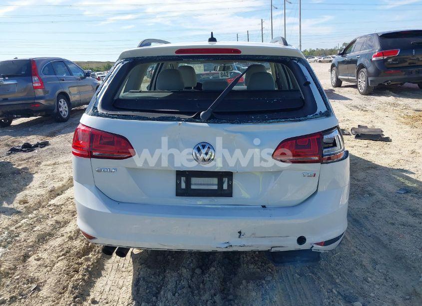Photo 16 of 2017 Volkswagen Golf SPORTWAGEN TSI S (VIN 3VWC17AU1HM506561)