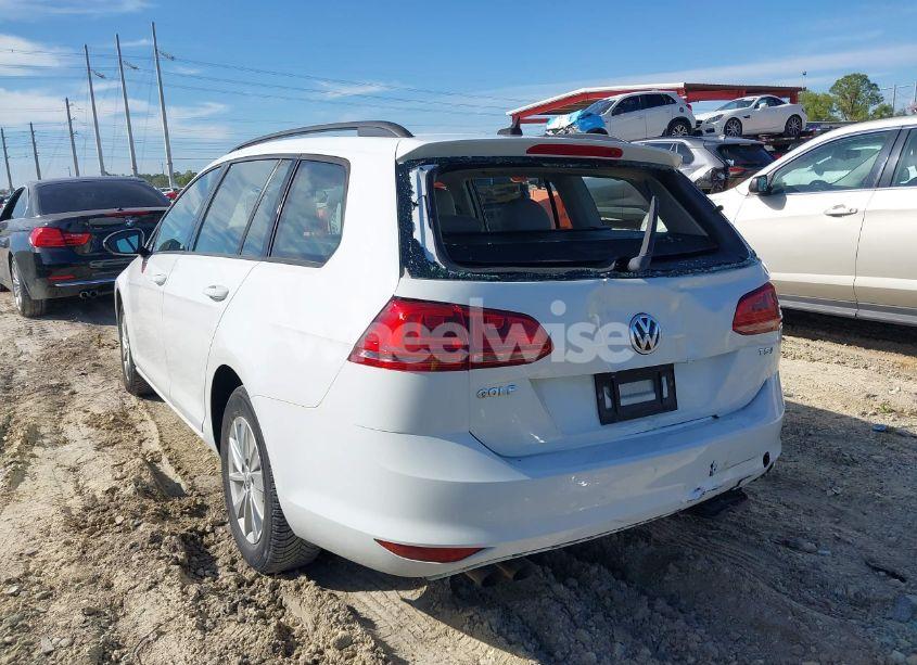 Photo 3 of 2017 Volkswagen Golf SPORTWAGEN TSI S (VIN 3VWC17AU1HM506561)