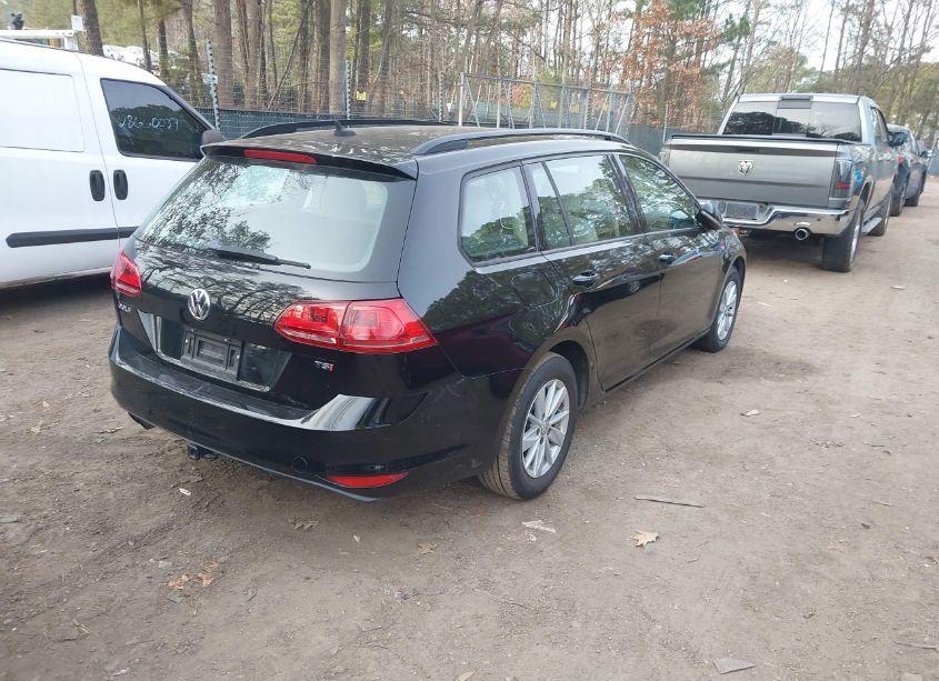 Photo 4 of 2016 Volkswagen Golf SPORTWAGEN TSI S 4-DOOR (VIN 3VWC17AU2GM517888)