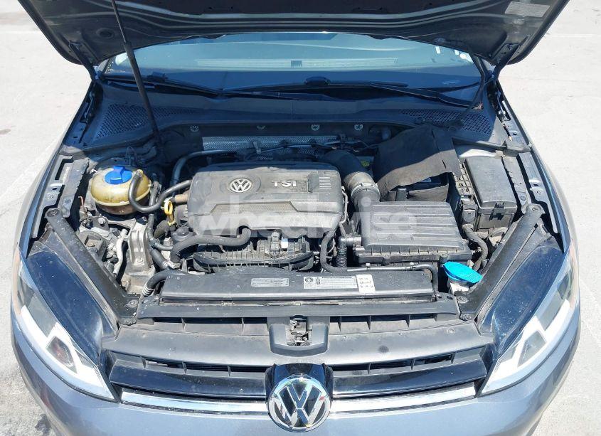 Photo 10 of 2017 Volkswagen Golf SPORTWAGEN TSI SE (VIN 3VWC17AU2HM501031)