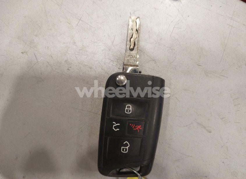 Photo 11 of 2017 Volkswagen Golf SPORTWAGEN TSI S (VIN 3VWC17AU2HM504320)