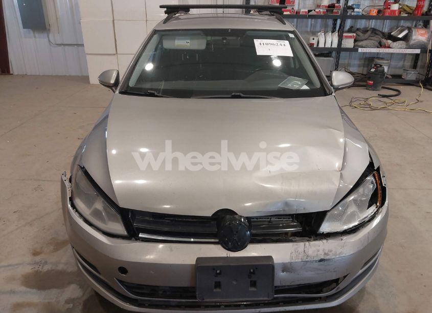 Photo 12 of 2017 Volkswagen Golf SPORTWAGEN TSI S (VIN 3VWC17AU2HM504320)