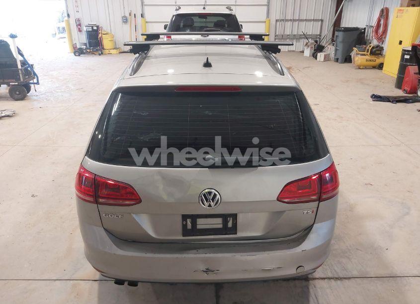 Photo 16 of 2017 Volkswagen Golf SPORTWAGEN TSI S (VIN 3VWC17AU2HM504320)