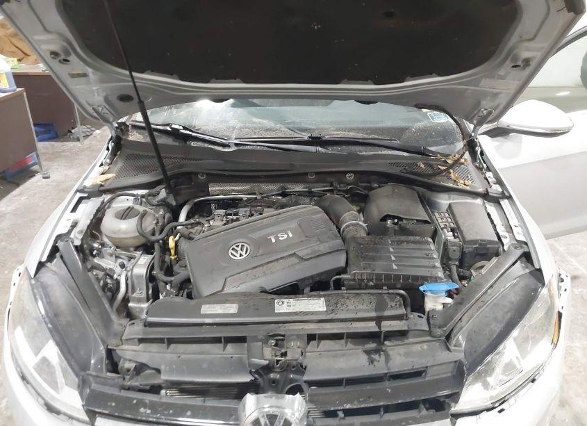 Photo 10 of 2016 Volkswagen Golf SPORTWAGEN TSI SE 4-DOOR (VIN 3VWC17AU3GM503451)