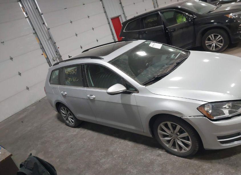 Photo 13 of 2016 Volkswagen Golf SPORTWAGEN TSI SE 4-DOOR (VIN 3VWC17AU3GM503451)