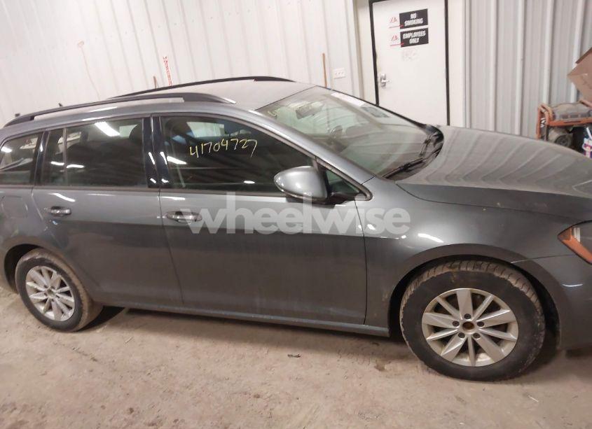 Photo 13 of 2016 Volkswagen Golf SPORTWAGEN TSI S 4-DOOR (VIN 3VWC17AU3GM508309)