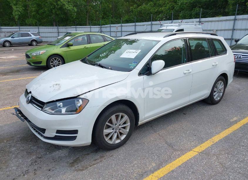 Photo 2 of 2016 Volkswagen Golf SPORTWAGEN TSI S 4-DOOR (VIN 3VWC17AU4GM514636)