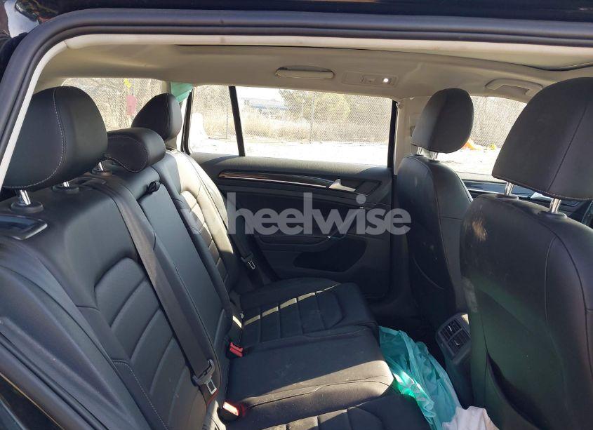 Photo 8 of 2017 Volkswagen Golf SPORTWAGEN TSI SEL (VIN 3VWC17AU4HM503041)