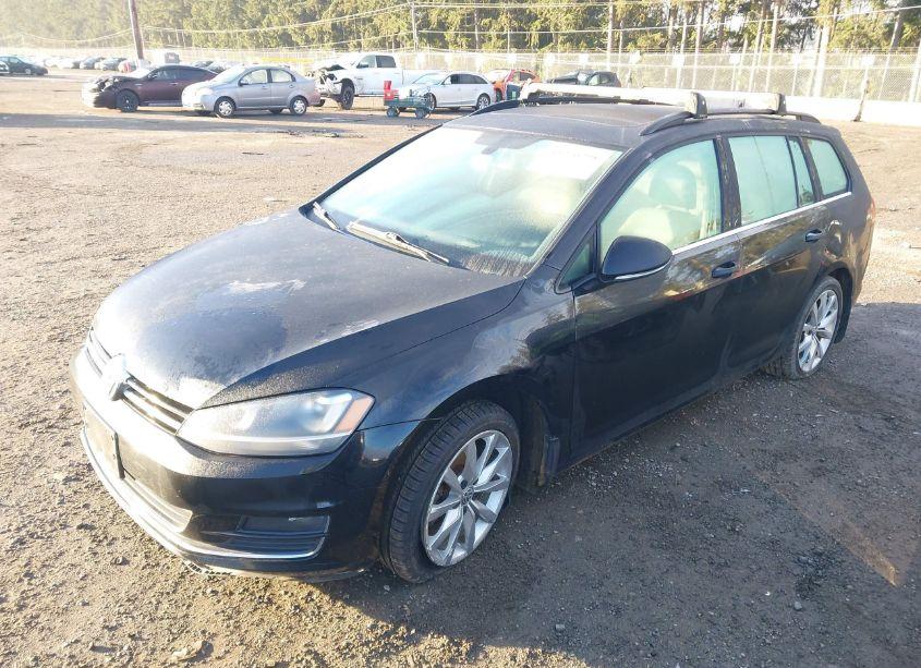 Photo 2 of 2015 Volkswagen Golf SPORTWAGEN TSI SE 4-DOOR (VIN 3VWC17AU6FM516838)