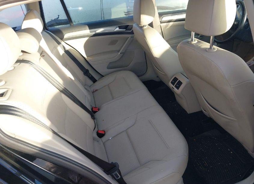 Photo 8 of 2015 Volkswagen Golf SPORTWAGEN TSI SE 4-DOOR (VIN 3VWC17AU6FM516838)