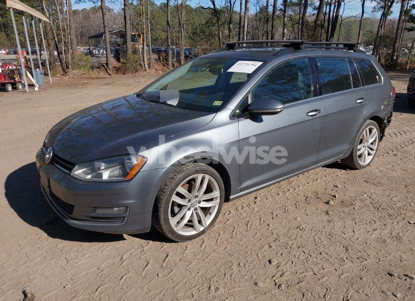 Photo 2 of 2017 Volkswagen Golf SPORTWAGEN TSI S/TSI SE/TSI SEL (VIN 3VWC17AU6HM501548)