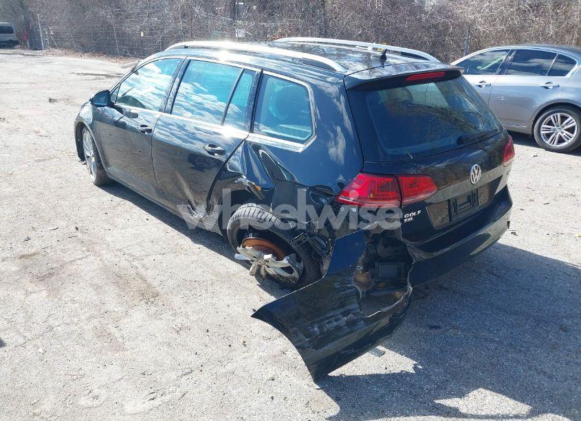 Photo 3 of 2017 Volkswagen Golf SPORTWAGEN TSI SEL (VIN 3VWC17AU6HM504529)