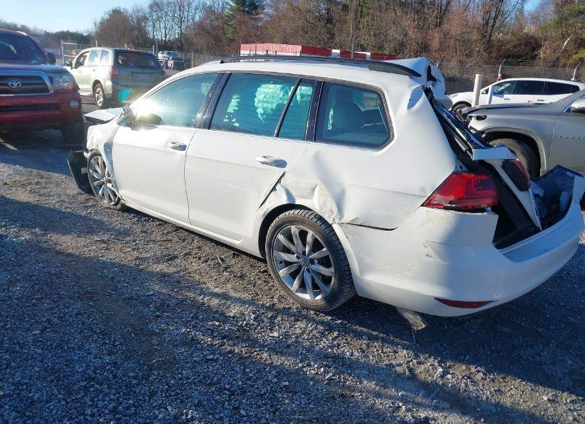 Photo 3 of 2016 Volkswagen Golf SPORTWAGEN TSI LIMITED EDITION/TSI S 4-DOOR/TSI SE 4-DOOR/TSI SEL 4-DOOR (VIN 3VWC17AU7GM513464)
