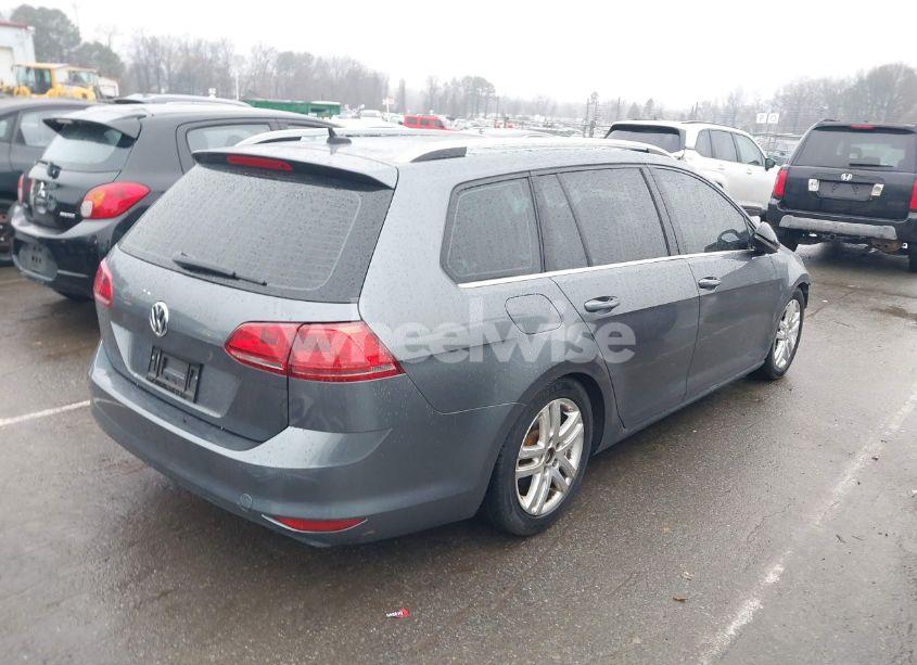 Photo 4 of 2017 Volkswagen Golf SPORTWAGEN TSI SEL (VIN 3VWC17AU7HM505172)