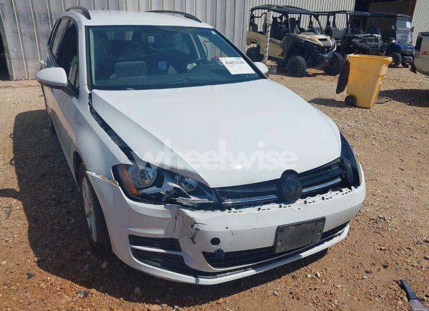 Photo 6 of 2015 Volkswagen Golf SPORTWAGEN TSI S 4-DOOR (VIN 3VWC17AU8FM506389)