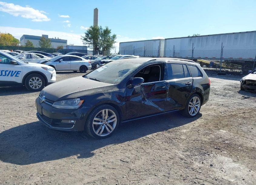 Photo 2 of 2016 Volkswagen Golf SPORTWAGEN TSI SEL 4-DOOR (VIN 3VWC17AU8GM517572)